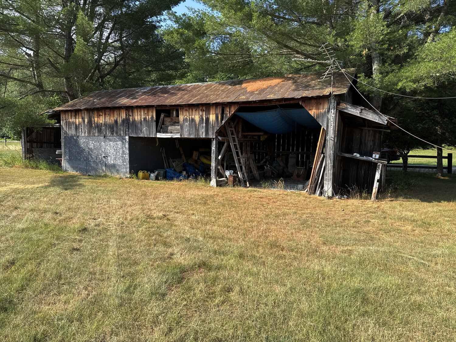 Image 3: Barn