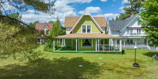 8 Loon Lake Terrace