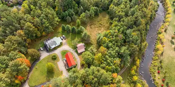 Image 3: W3-NY0593-DJI_20250924112300_0071_D_JCM