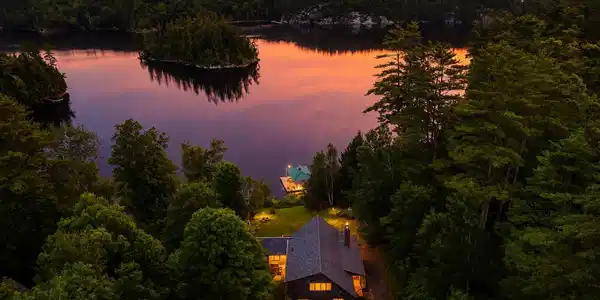 Image 2: Twilight House PHoto