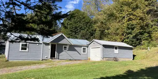 908 Peasleeville
