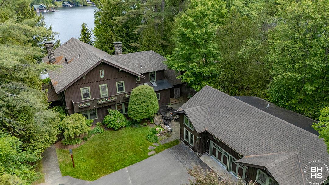 Image 3: AdirondackHomeOnVictorHerbert_A_Exterior