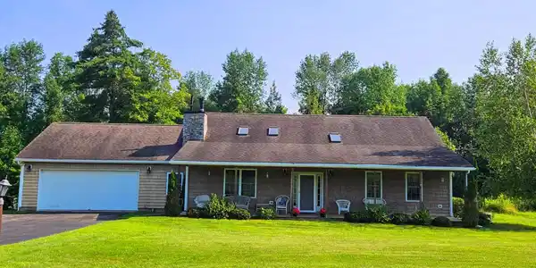 326 Bay Lane