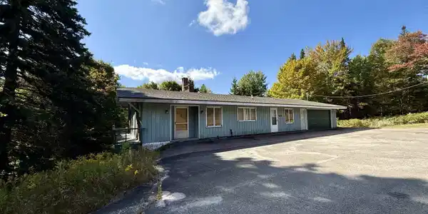 4903 Cascade