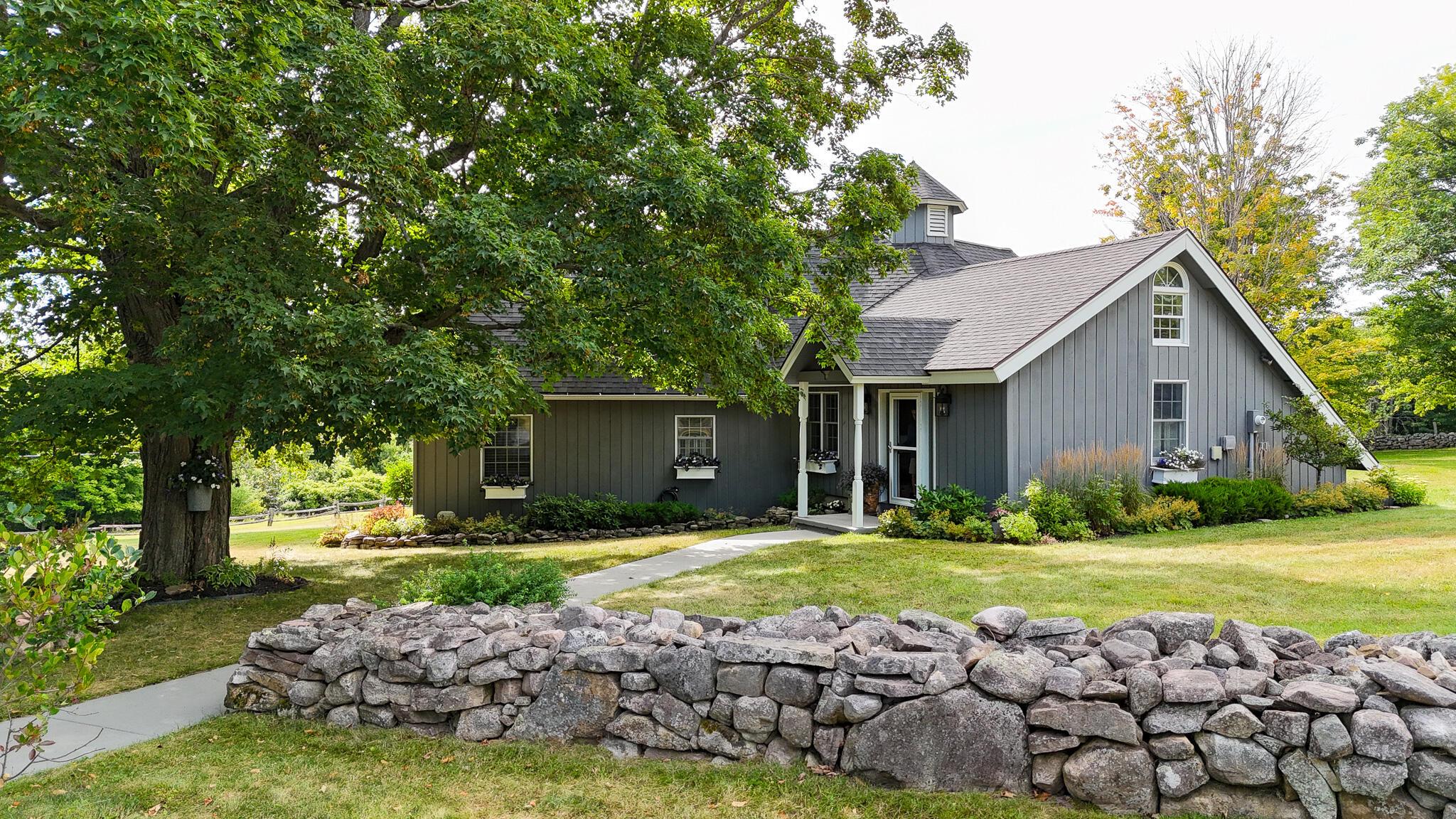 Image 2: DJI_20250819095709_0646_D