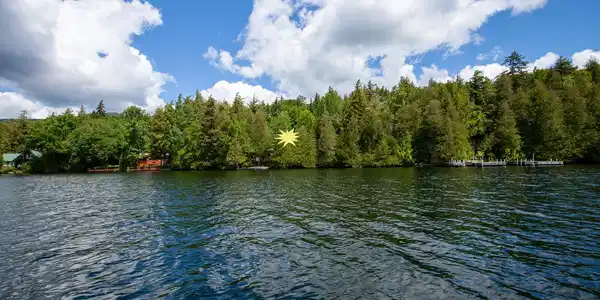 Image 2: 164 feet lakefront