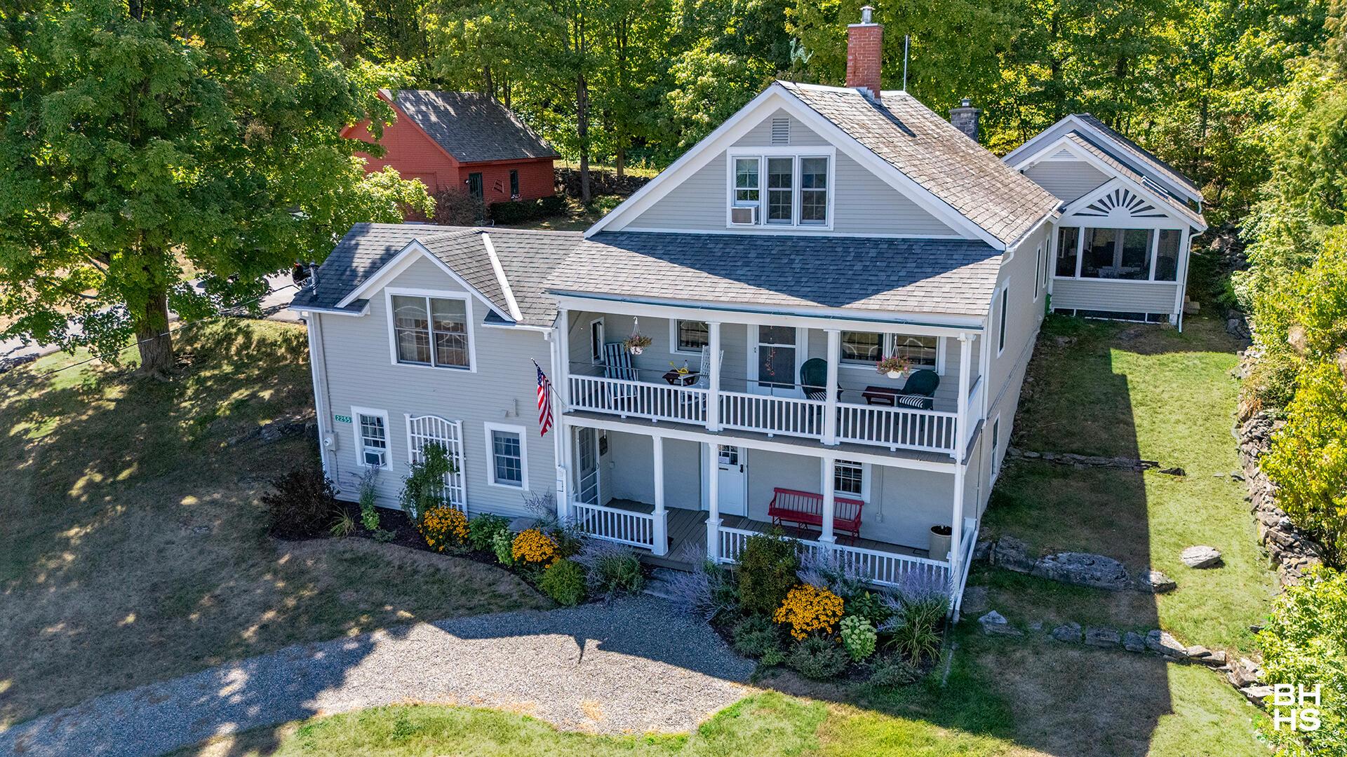 Image 1: EssexHomeWithLakeView