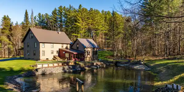 Image 2: DJI_20241113124936_0036_D-HDR