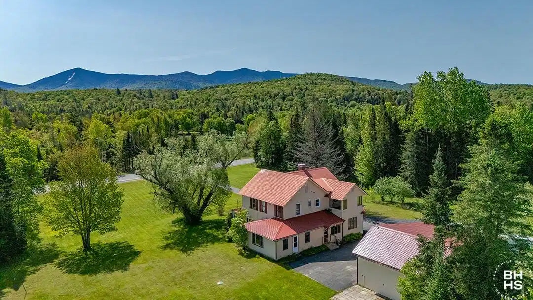 Image 1: FarmhouseInBloomingdale