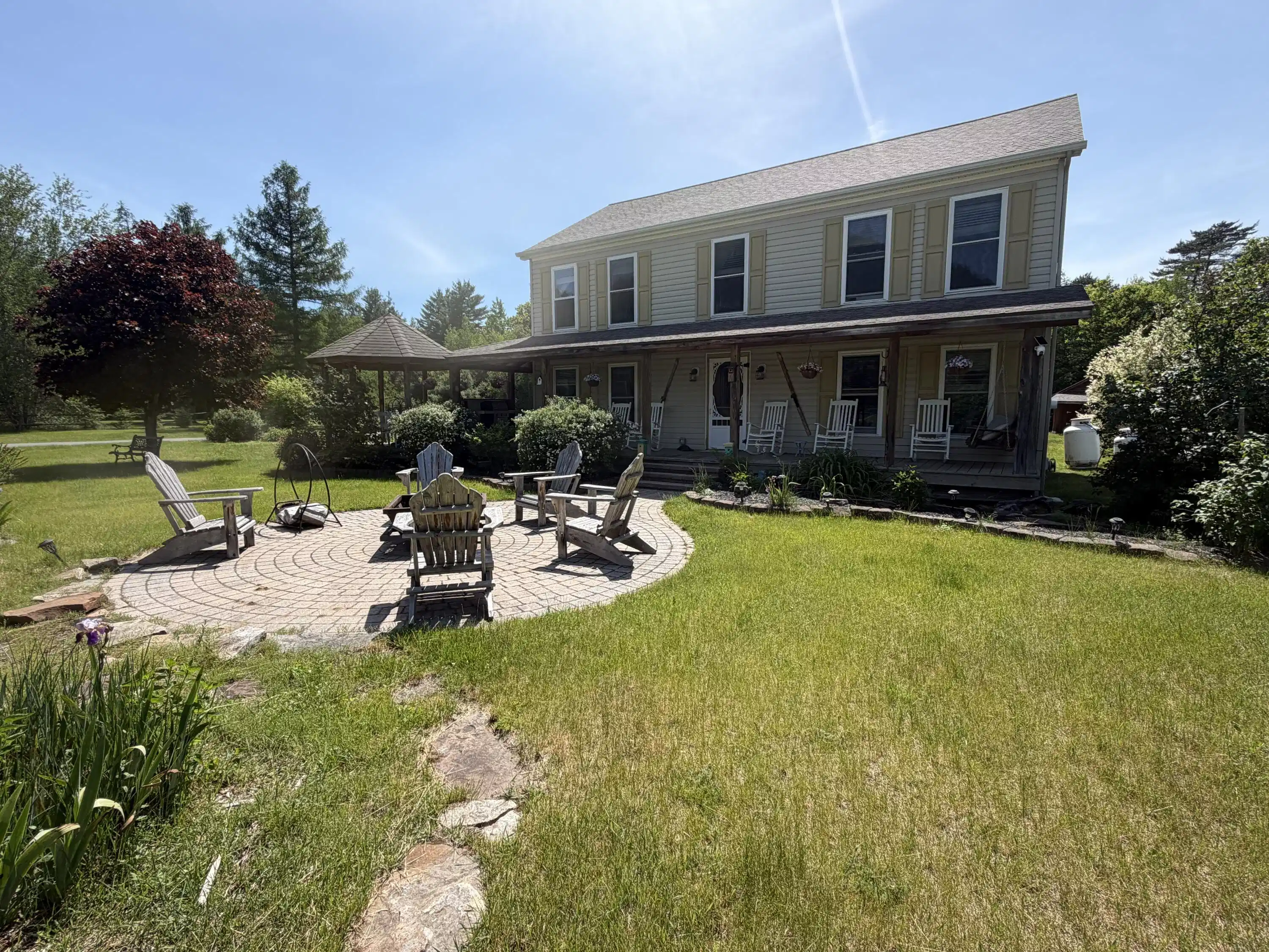 Image 1: Front House & Lawn