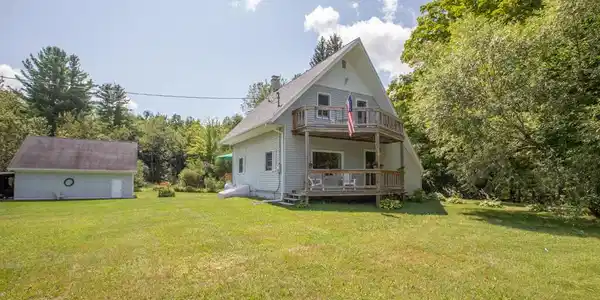 977 Burnt Hill