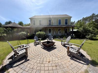 1167 Trout Pond