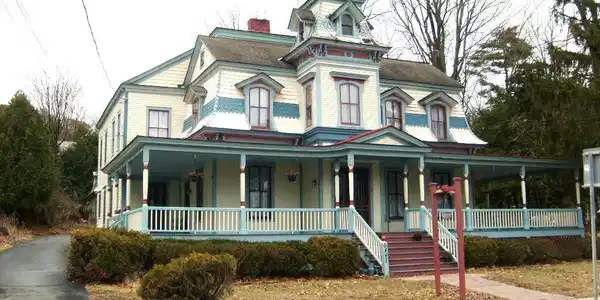 6447 Main