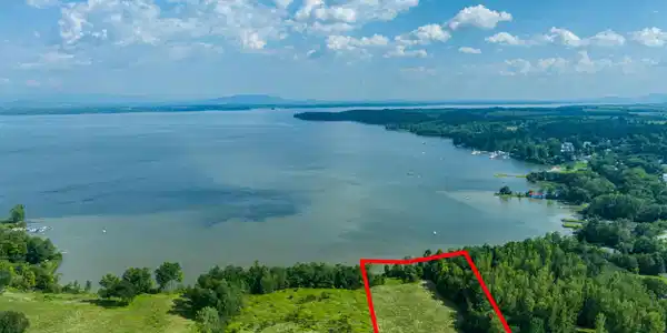 12 Furnace Point