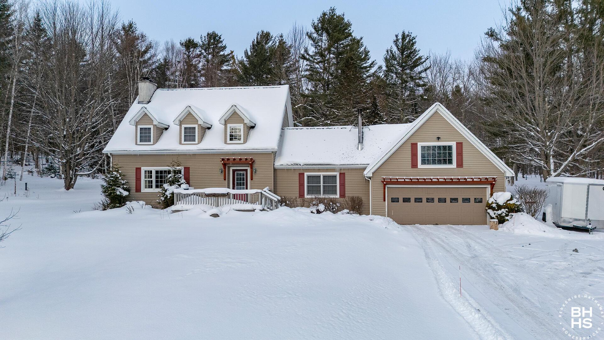 Image 3: CapeCodOnFletcherFarm_A_Exterior_M