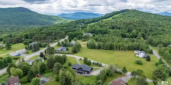 Image 3: 13MeadowRdSL_A_Property_MtPisgah