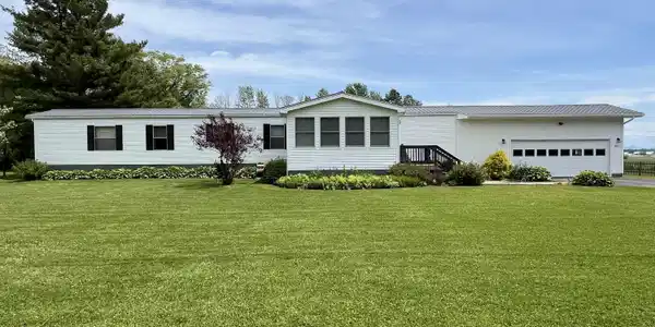 384 Burke Road