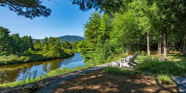 Image 2: 5660NY86_Chairs_Mountain_River