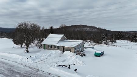 331 Spear Hill