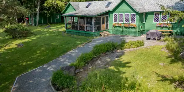 12 George & Bliss Lane Pier 245