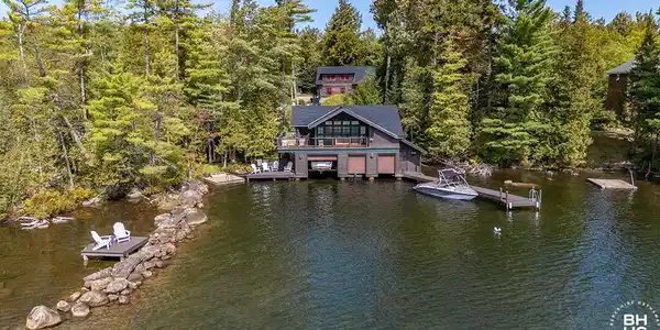 Image 2: LittleLojOnLakePlacid_A_LS_Exterior_BH_L