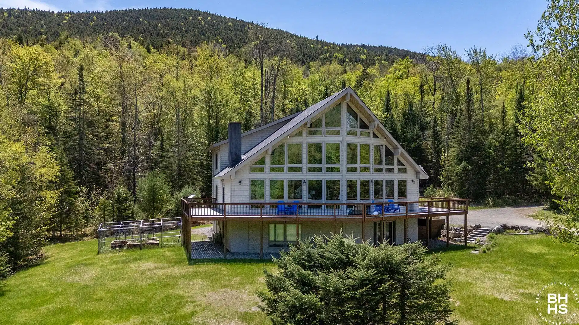 Image 1: KeeneHomeWithStunningMtnViews