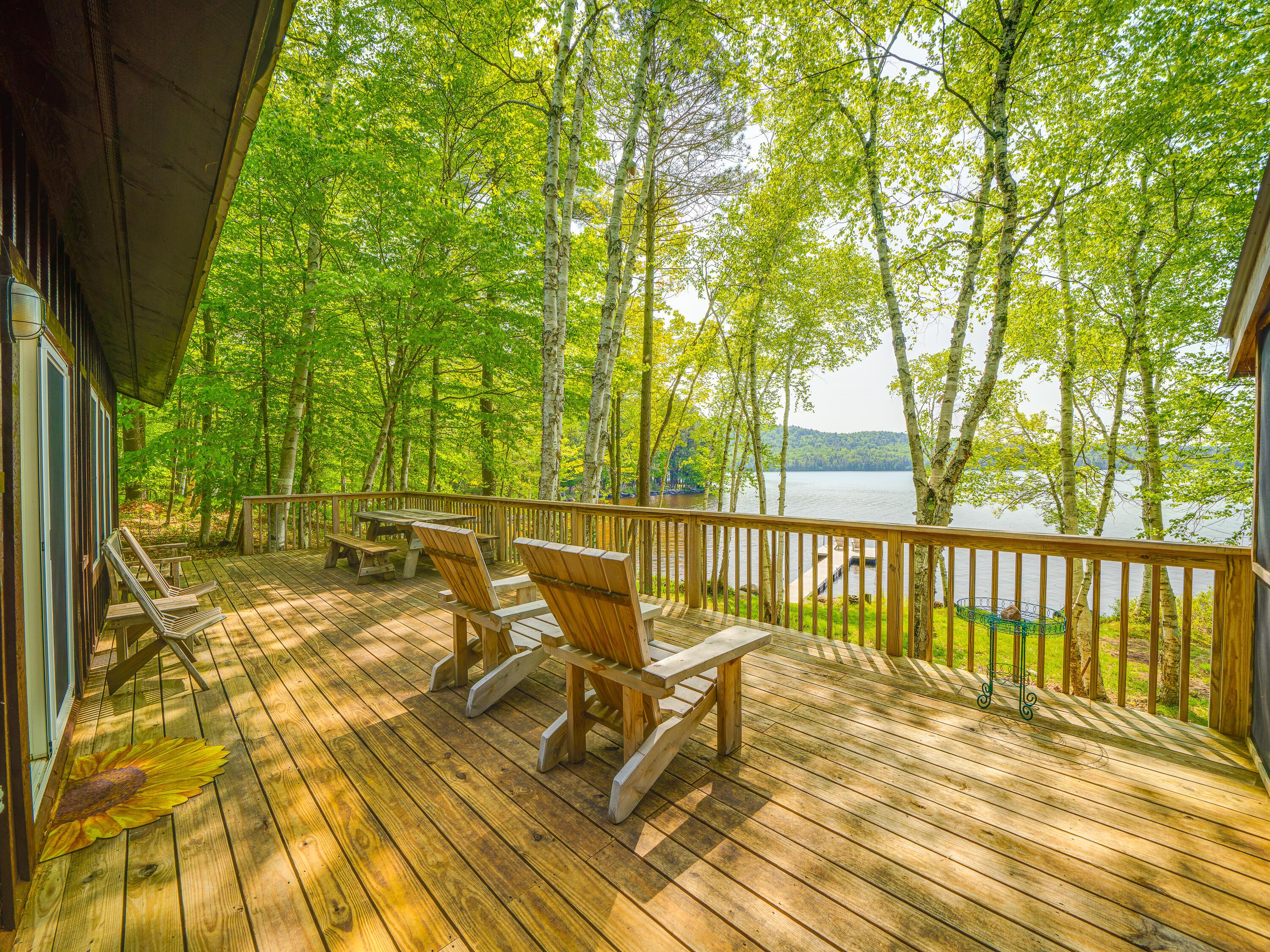 Image 3: 3 PorchtoLkGood45