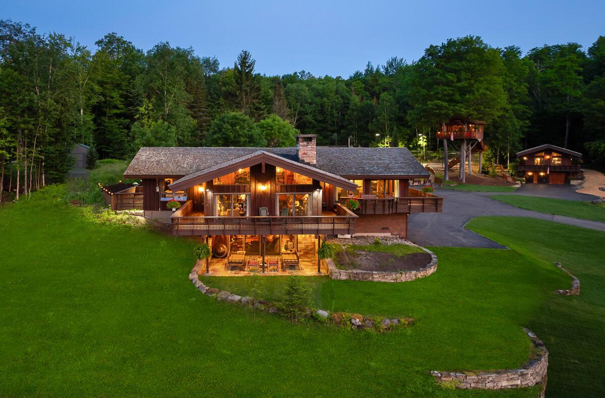 Image 4: casa-del-paradiso-116-bear-cub-lane-lake