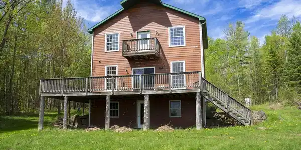 586 Reservoir Road