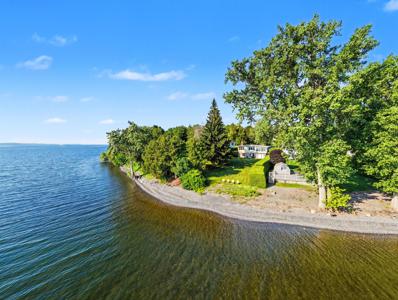 38 Gravelly Point