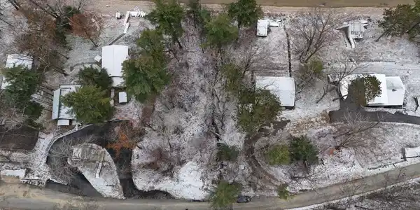 Image 3: DJI_20231207131541_0048_D