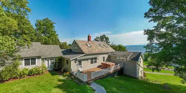 Image 2: 2255Lakeshore_A_Exterior_Deck