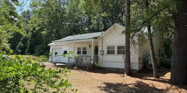 769 Clintonville