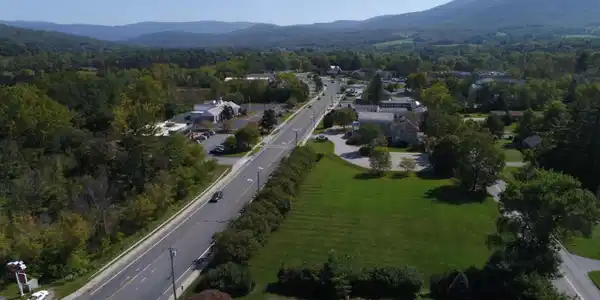 Image 4: Main Street, Route 2