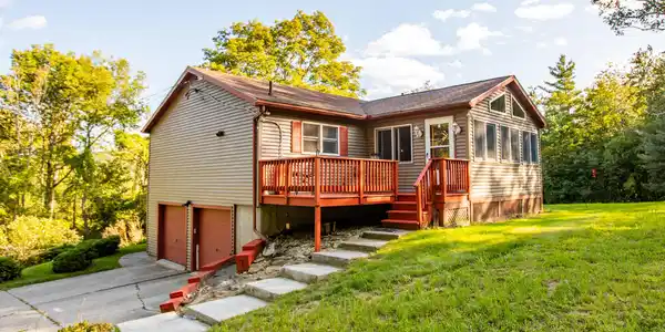 41 Curran Rd