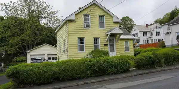 55 Franklin St