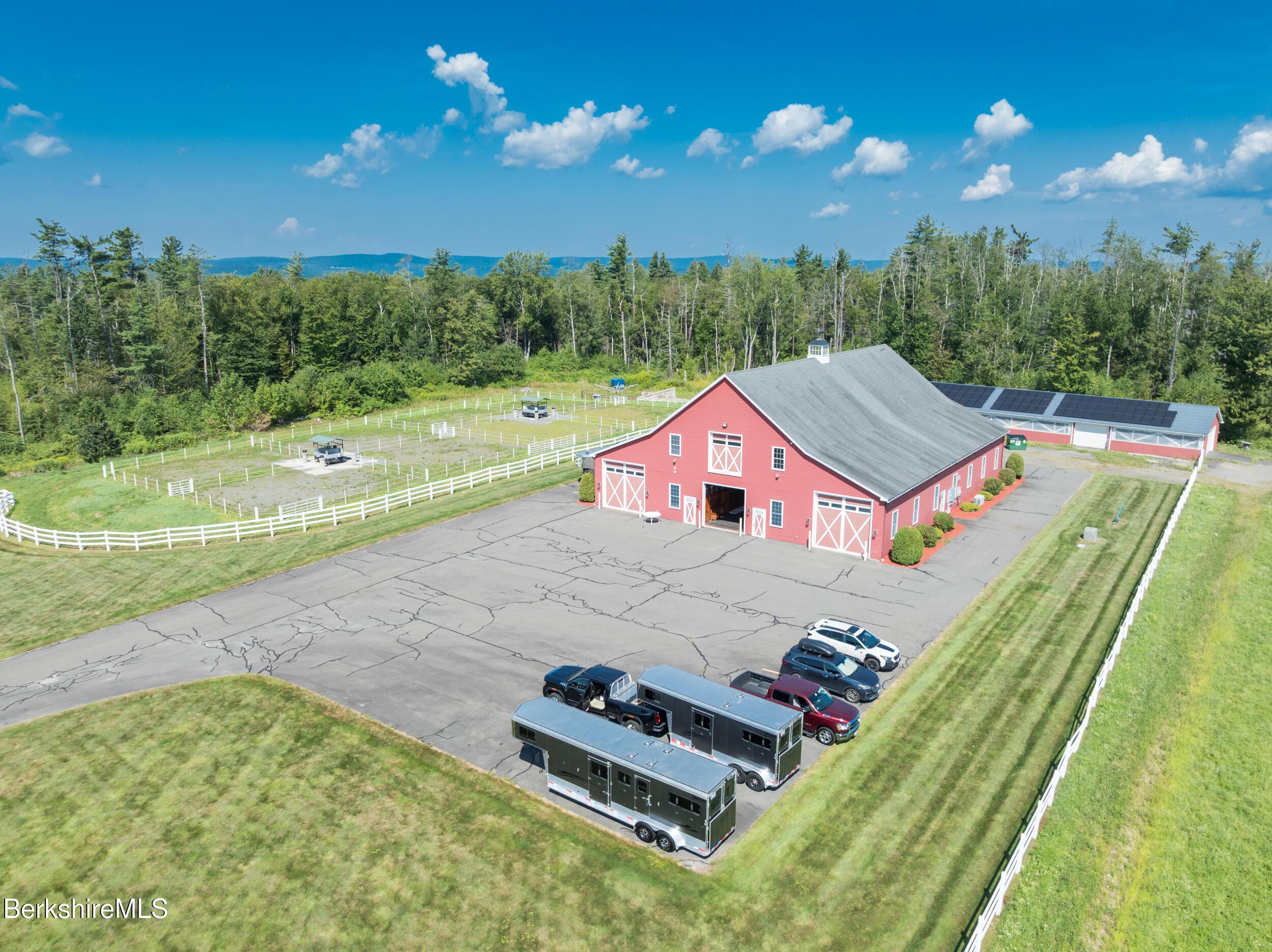 Image 4: 31-North-Road-Chesterfield-MA-104