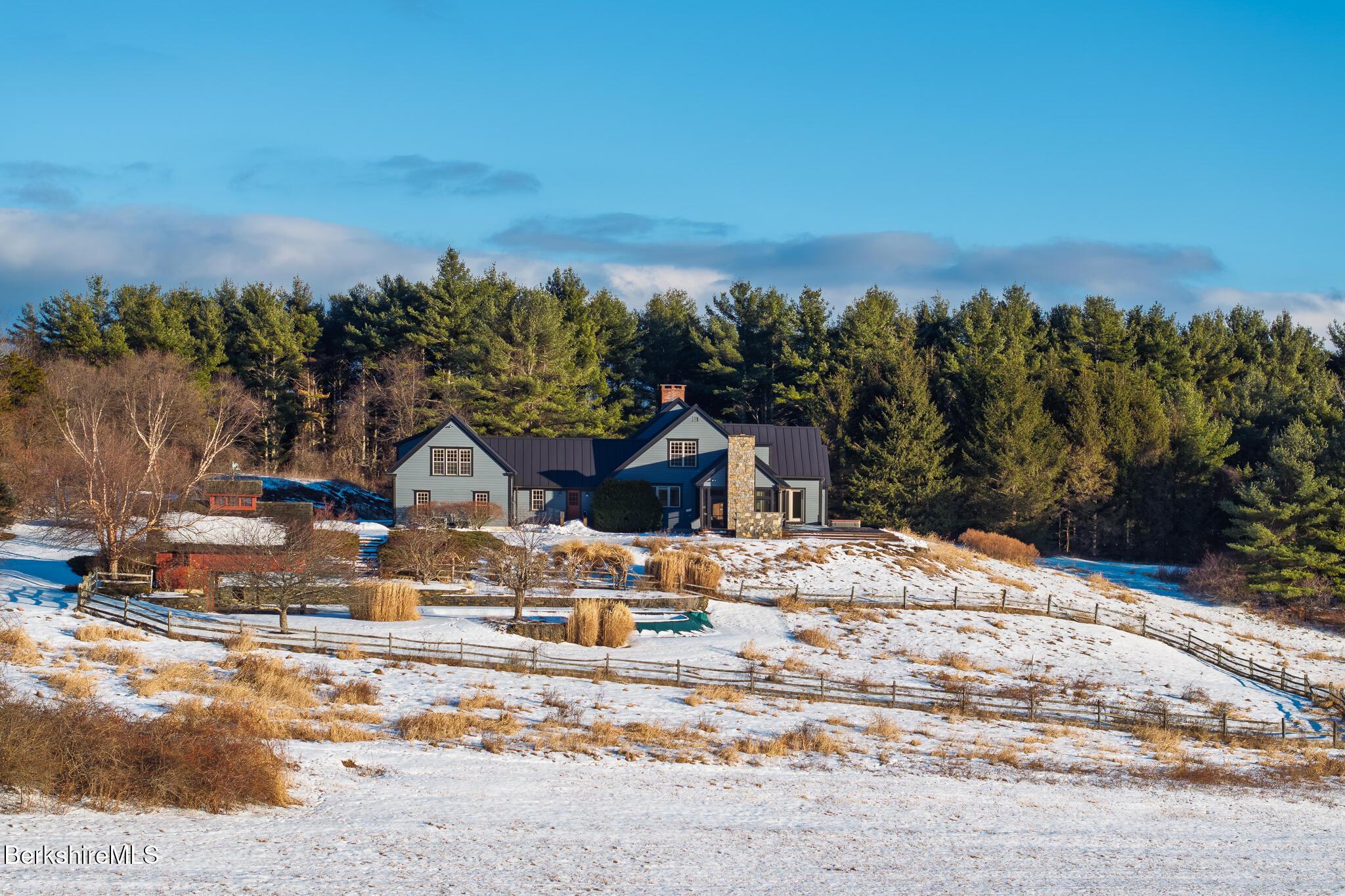 Image 3: Screen - 58 Round Hill Rd Great Barringt