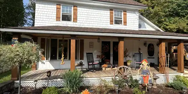 624 River Rd