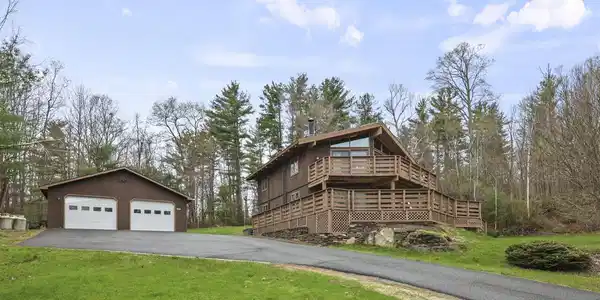 106 Miner Rd