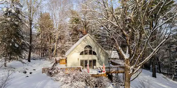 53 Snyder Pond Rd