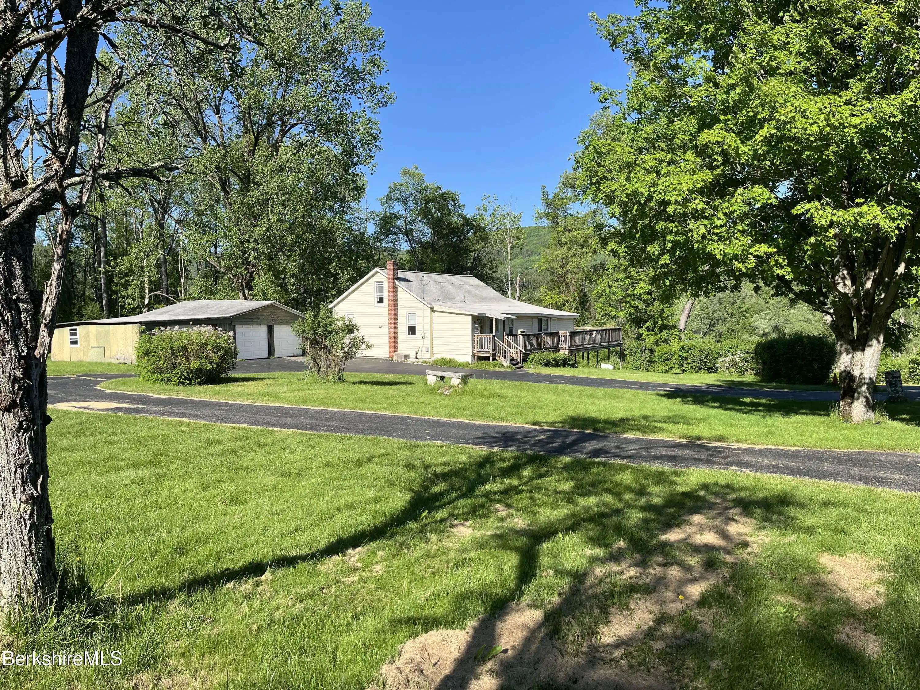 Image 1: Main