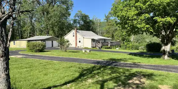 485 Golden Hill Rd