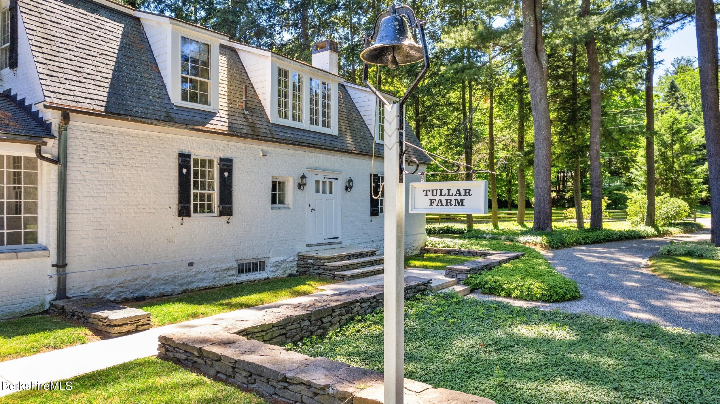 Image 2: Tullar Farm