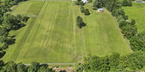 302 A Egremont Plain Rd