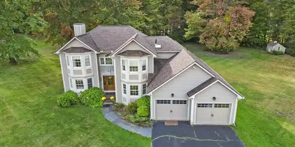 10 Lillybrook Rd