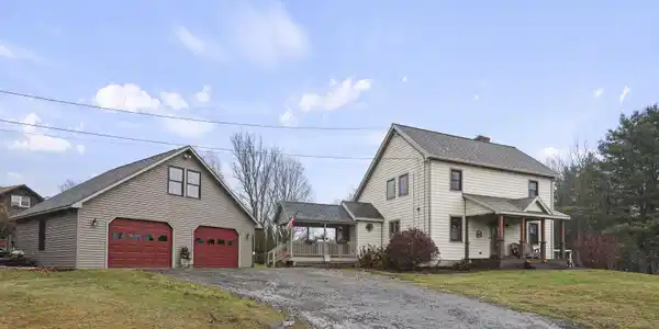 573 Stafford Hill Rd
