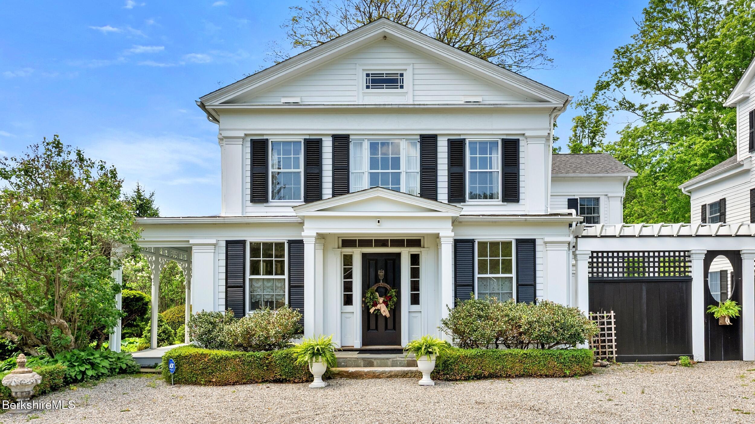 Image 4: House