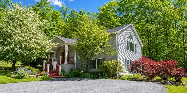 120 N Hoosac Rd