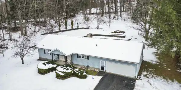 281 Barker Rd